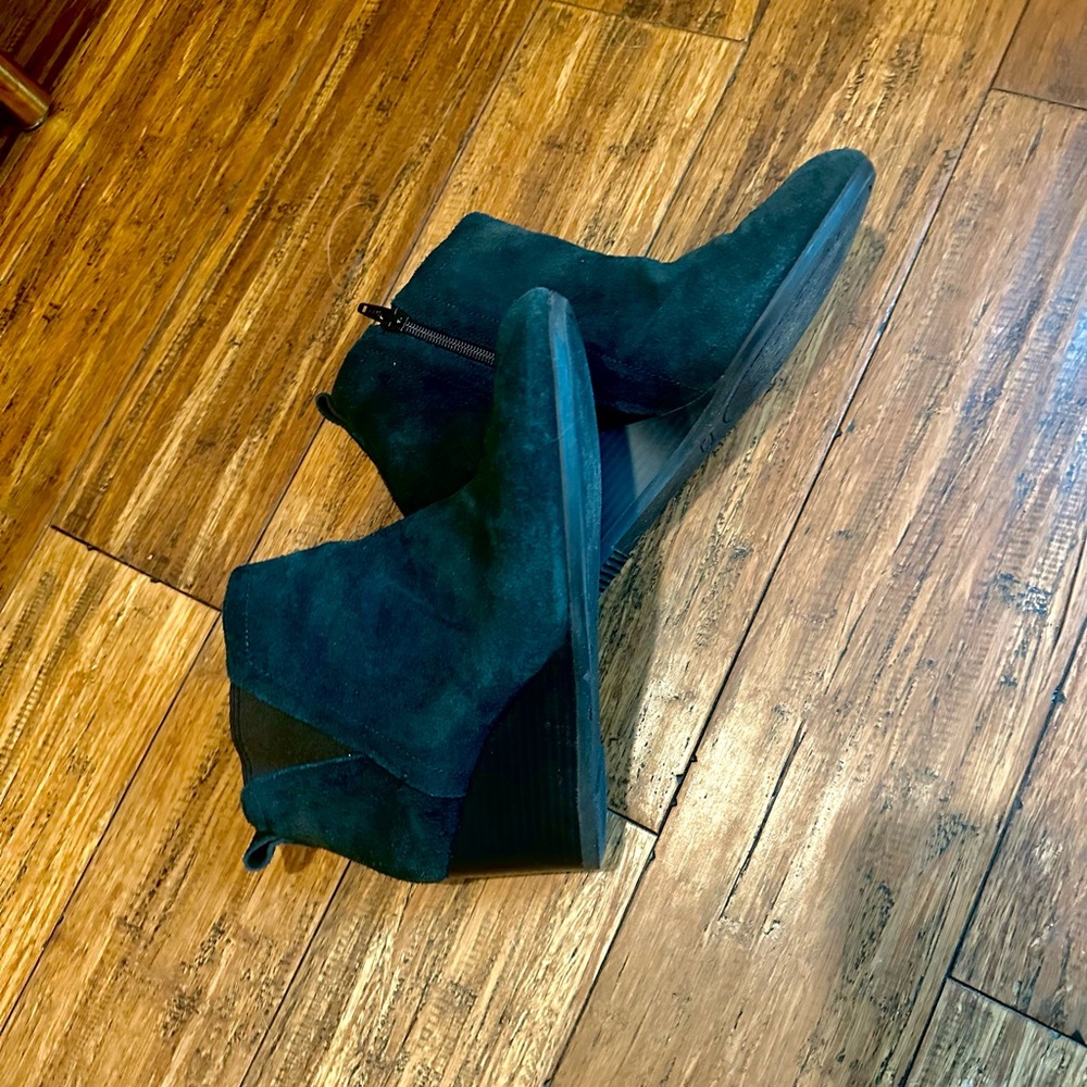 Elegant Black Suede Wedge Ankle Boots